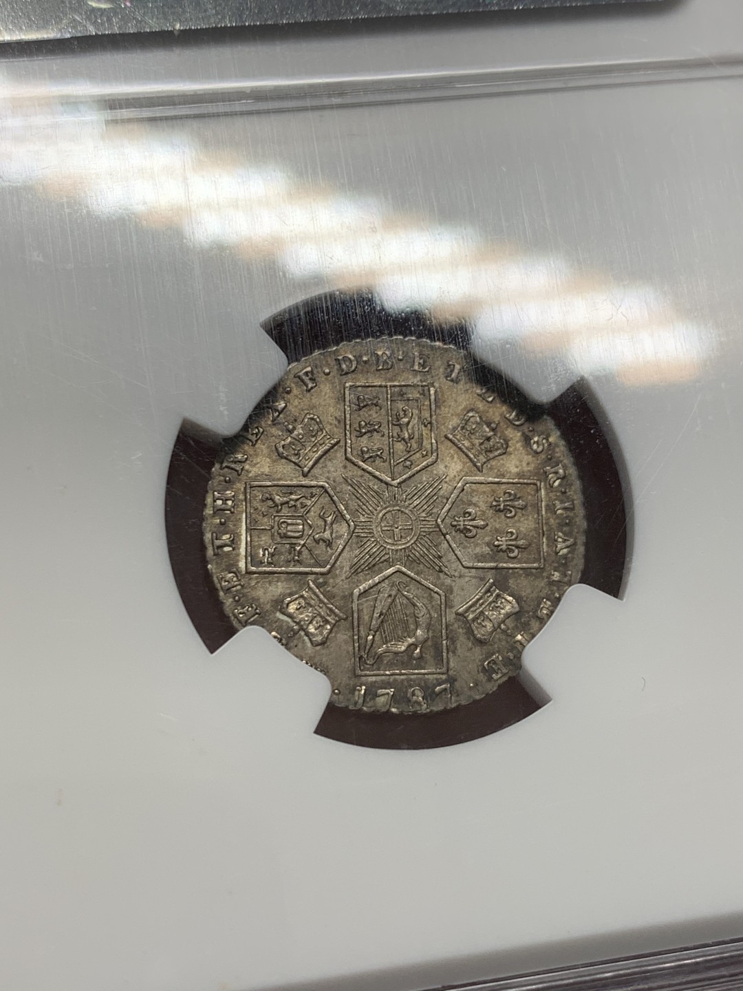 《竞宝斋》第128场-周日，周一 ，2场连拍（全场包邮） NGC MS62 英国乔三 1787 6便士 有心版 深彩包浆 老盒评级