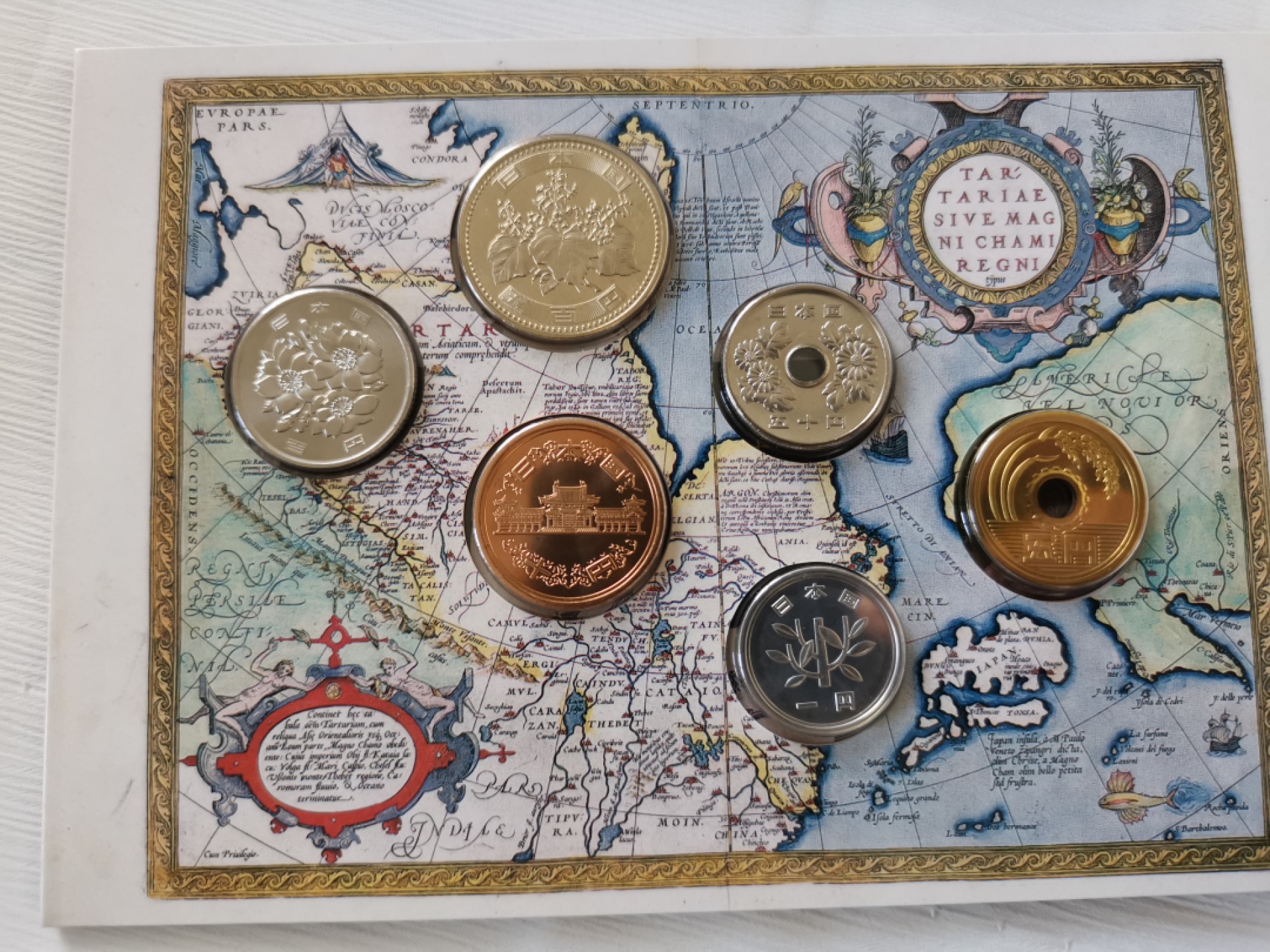 捡漏零元起+1 小岛日本纪念币专场 第二拍  日本世界文化遗产系列纪念币 ---石见银山。日本套币