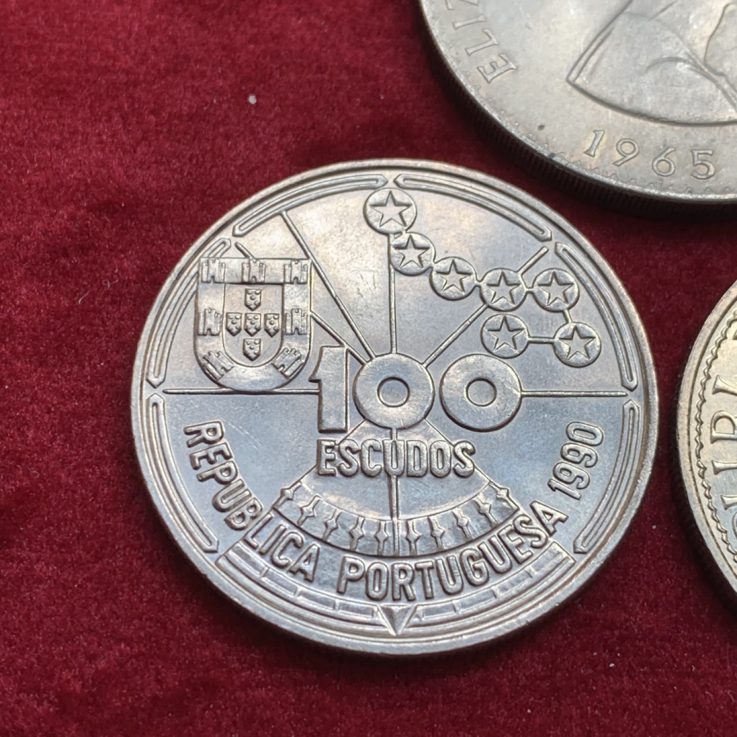 《竞宝斋》第128场-周日，周一 ，2场连拍（全场包邮） 3枚一组纪念币   葡萄牙一对  英国一枚丘吉尔大镍币