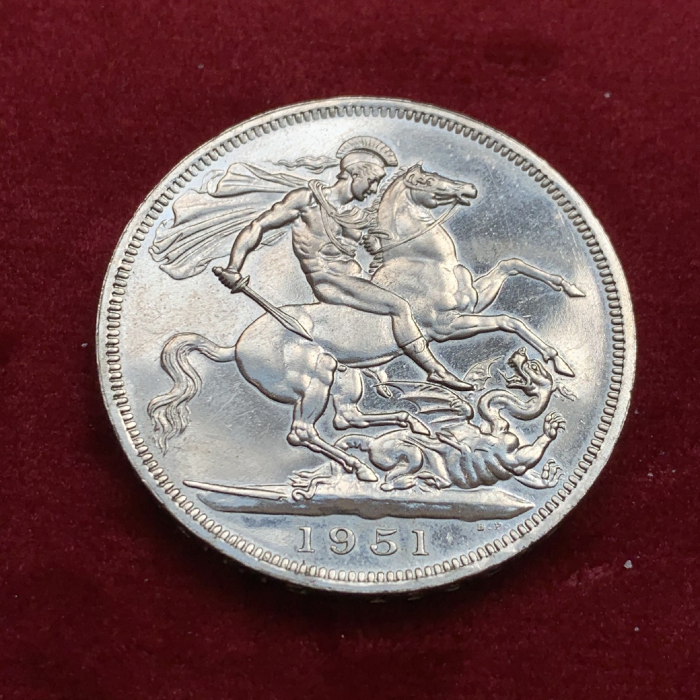 《竞宝斋》第128场-周日，周一 ，2场连拍（全场包邮） 英国 1951年 乔治六世 最后的马剑 克朗镍马剑 带红盒