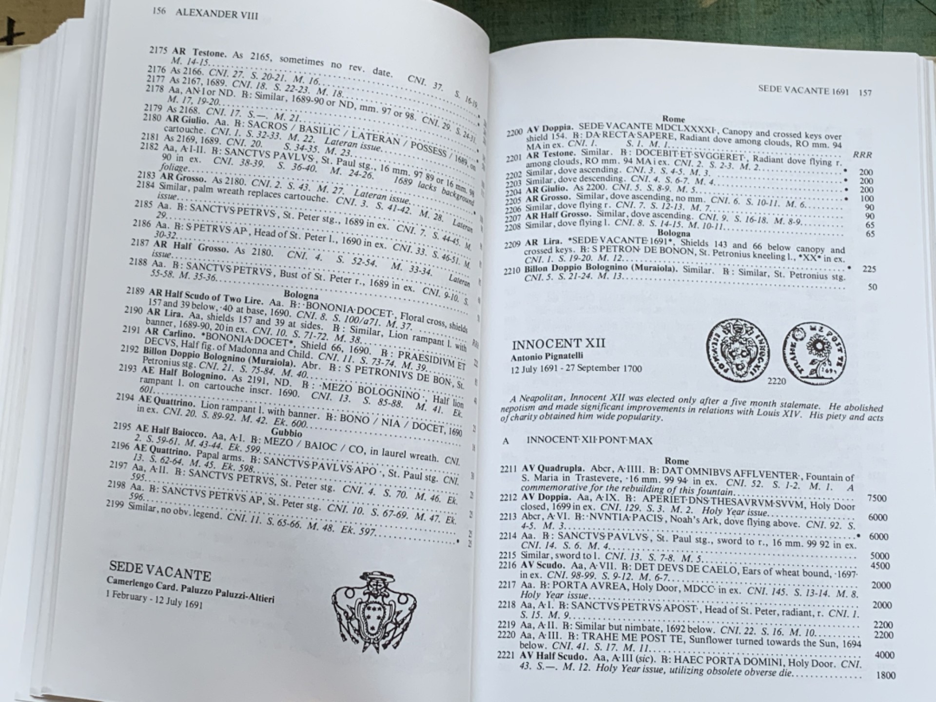 《竞宝斋》第128场-周日，周一 ，2场连拍（全场包邮） 教皇国 钱币目录 Papal Coins 300多页的厚度 详尽版别值得参考