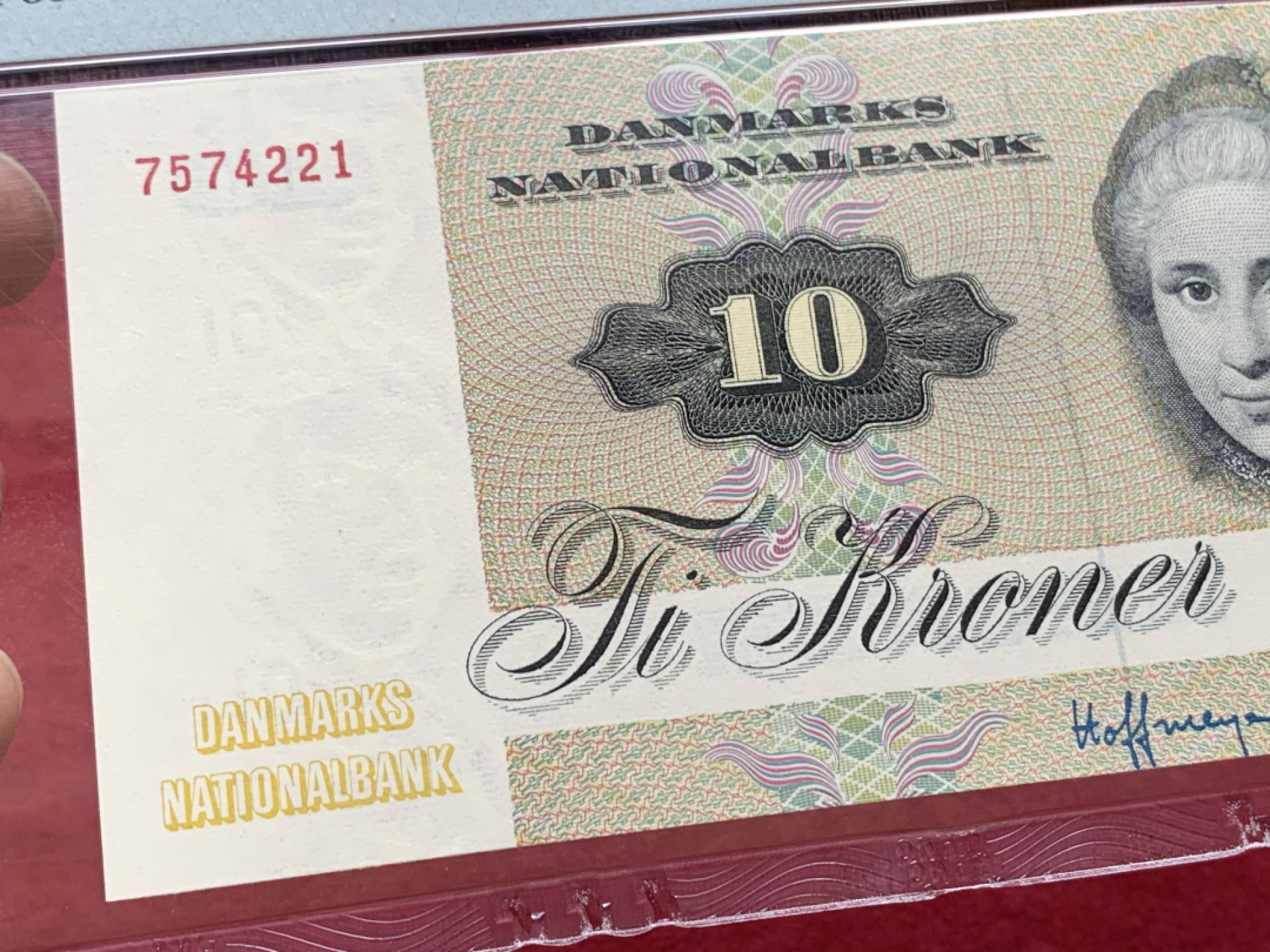 《竞宝斋》第128场-周日，周一 ，2场连拍（全场包邮） PMG EPQ66  丹麦1972 10克朗   经典丑小鸭  纸币保存不易 评级很贵  高分好品相