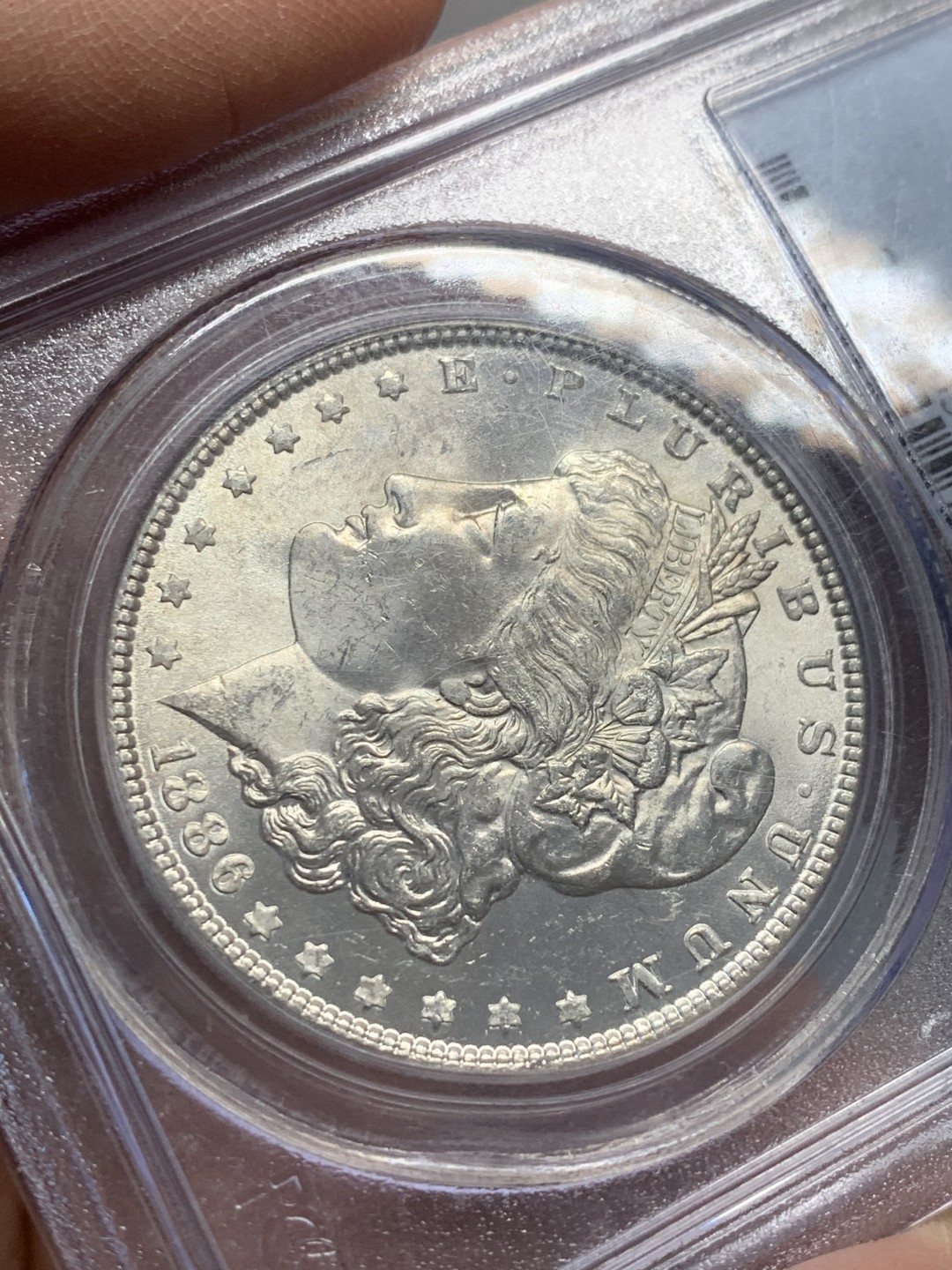 《竞宝斋》第128场-周日，周一 ，2场连拍（全场包邮） PCGS-MS63 美国 1886年1美元 摩根 银币 霜面效果 老盒