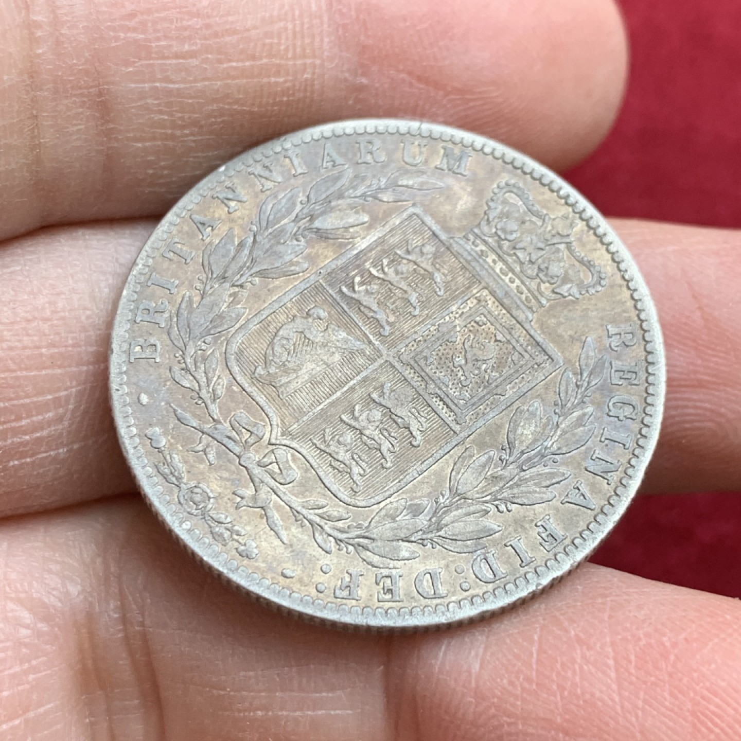 《竞宝斋》第128场-周日，周一 ，2场连拍（全场包邮） 英国 1879年 英国青年维多利亚半克朗 银币