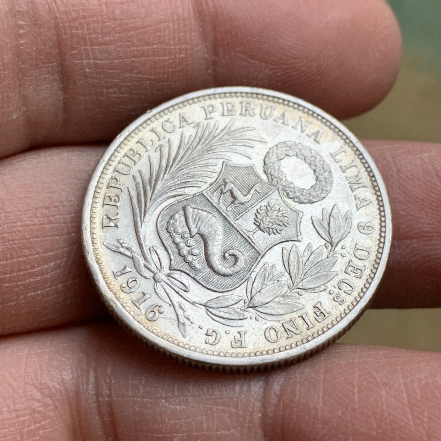 《竞宝斋》第128场-周日，周一 ，2场连拍（全场包邮） 秘鲁 1916年 1/2索 银币 半元型 细节好