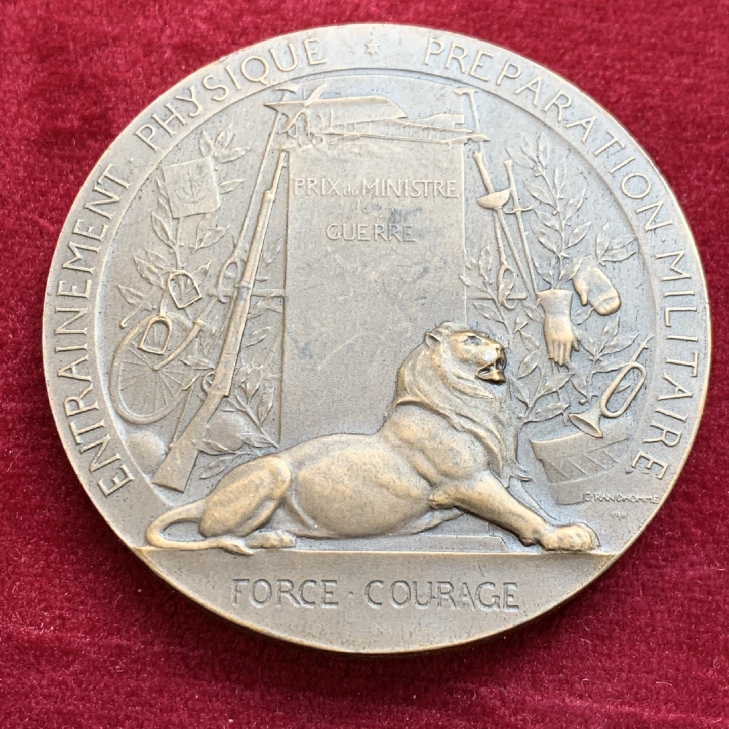 《竞宝斋》第128场-周日，周一 ，2场连拍（全场包邮） 法国 1911 战争部 后备役训练 纪念铜章 50mm 66.1克