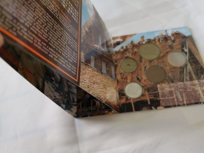 捡漏零元起+1 小岛日本纪念币专场 第二拍  日本世界文化遗产系列纪念币。 白川乡 日本套币