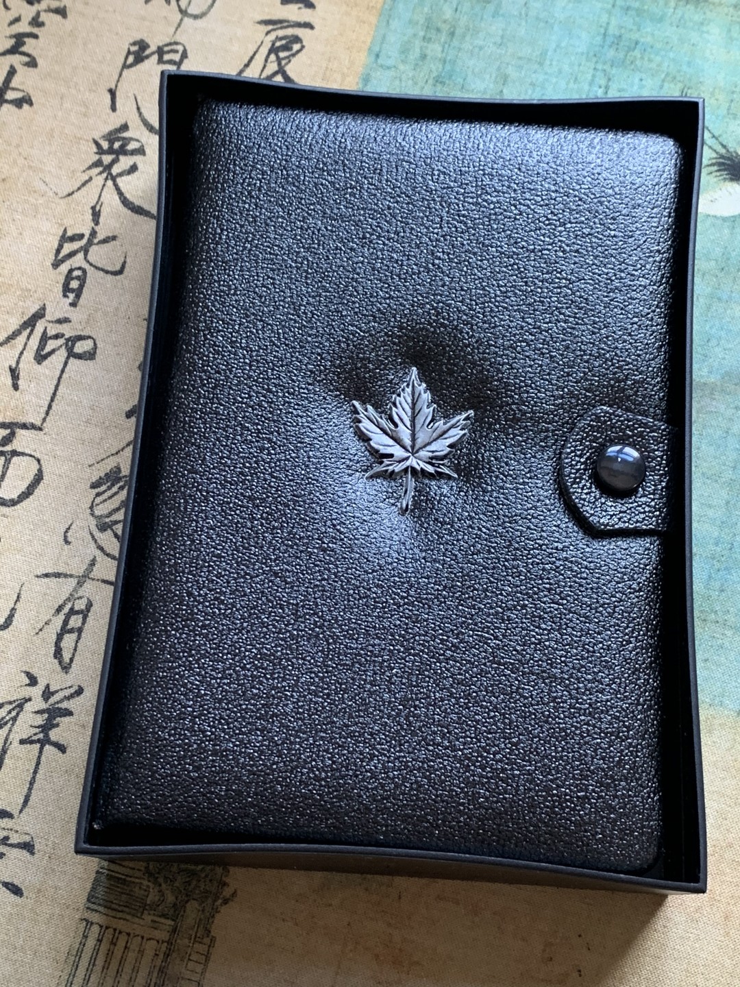 《竞宝斋》第128场-周日，周一 ，2场连拍（全场包邮） 加拿大1985年精制套币含一枚纪念银币