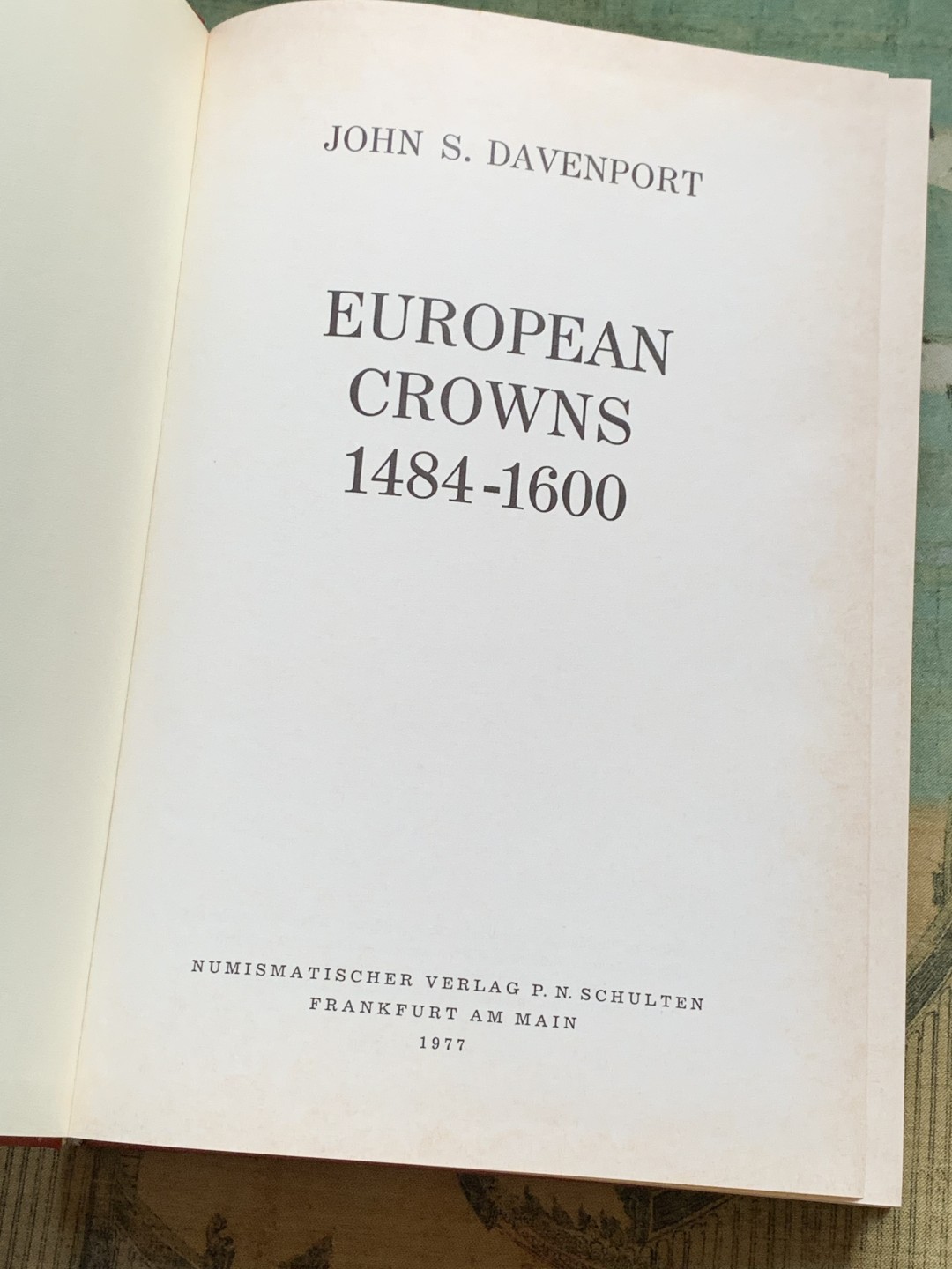 《竞宝斋》第128场-周日，周一 ，2场连拍（全场包邮） 达文波特 1484-1600  欧洲克朗目录 330页保存的非常好