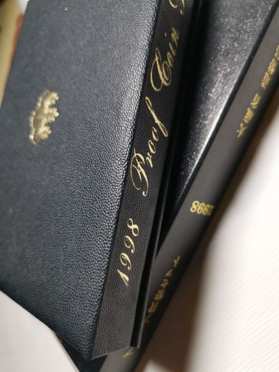 捡漏零元起+1 小岛日本纪念币专场 第二拍  日本大藏省造币局1998 proof精制套币