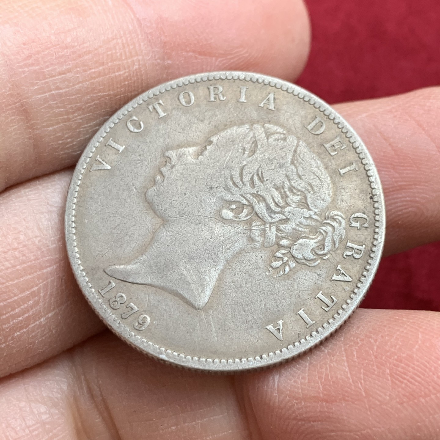 《竞宝斋》第128场-周日，周一 ，2场连拍（全场包邮） 英国 1879年 英国青年维多利亚半克朗 银币