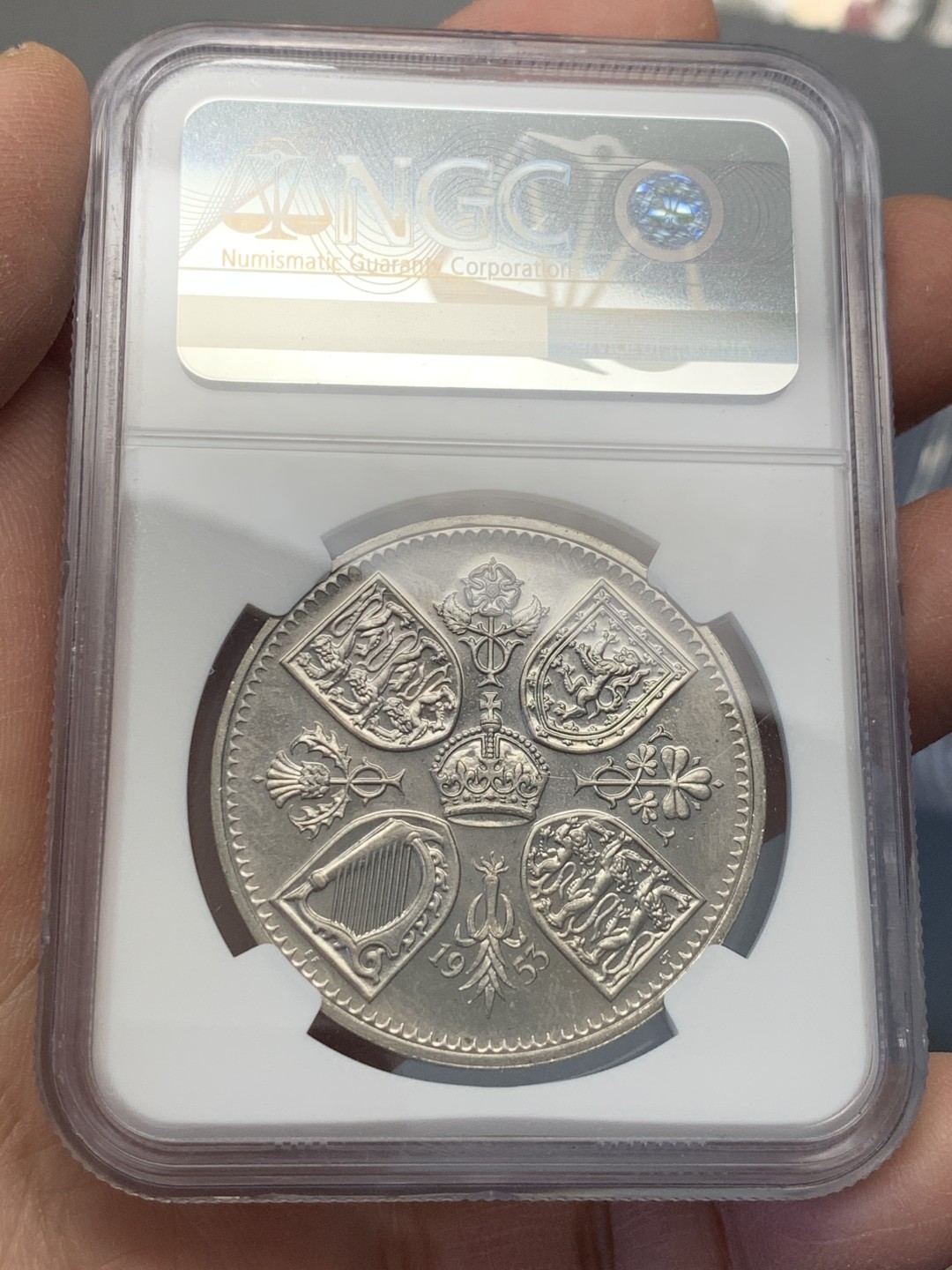 《竞宝斋》第128场-周日，周一 ，2场连拍（全场包邮） NGC-PF64 1953年 英国 伊丽莎白二世首年加冕克朗，热门品种