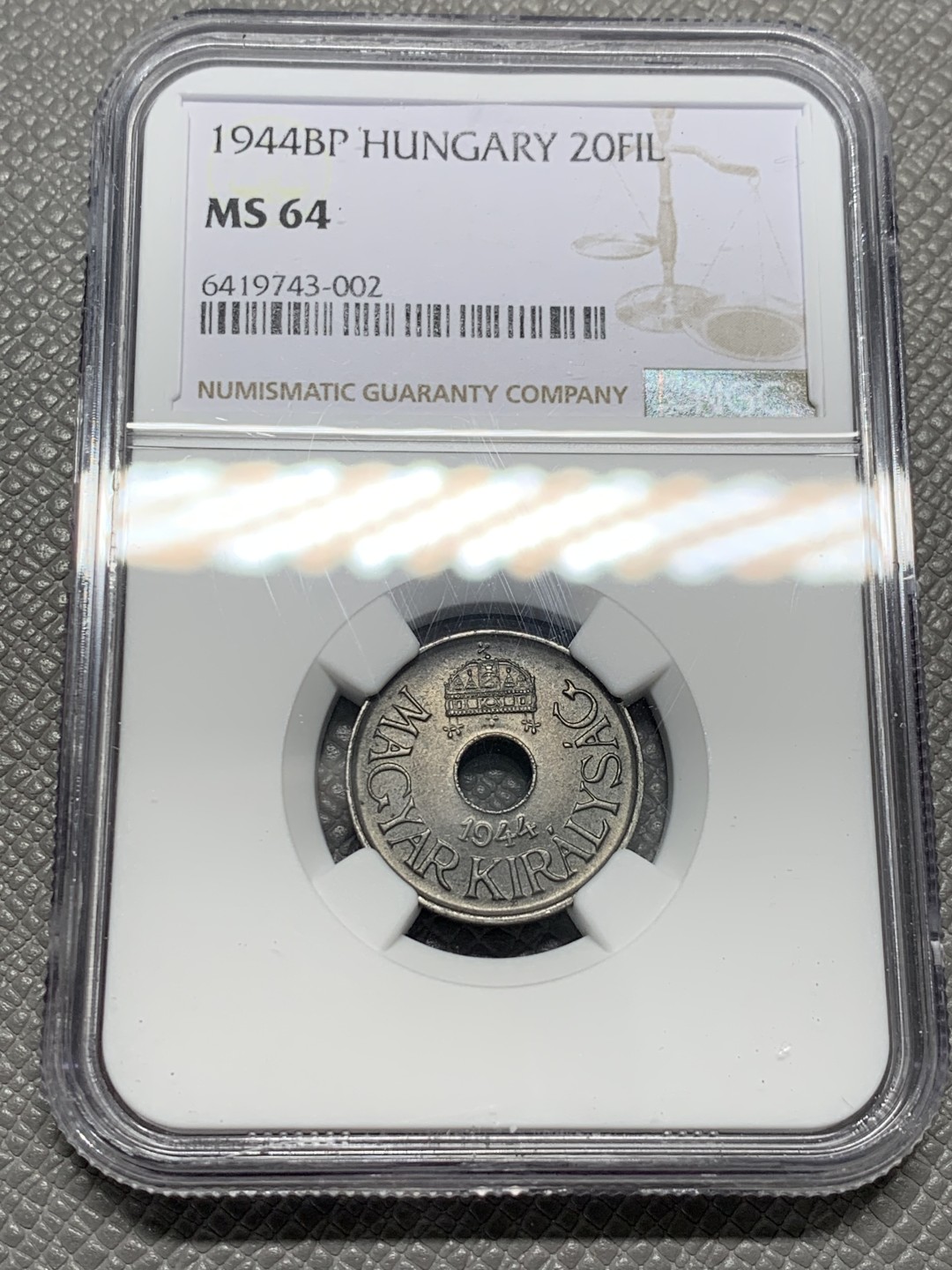 《竞宝斋》第128场-周日，周一 ，2场连拍（全场包邮） NGC-MS64 匈牙利1944年歪皇冠20菲勒铁币 布达佩斯造币厂原卷流出