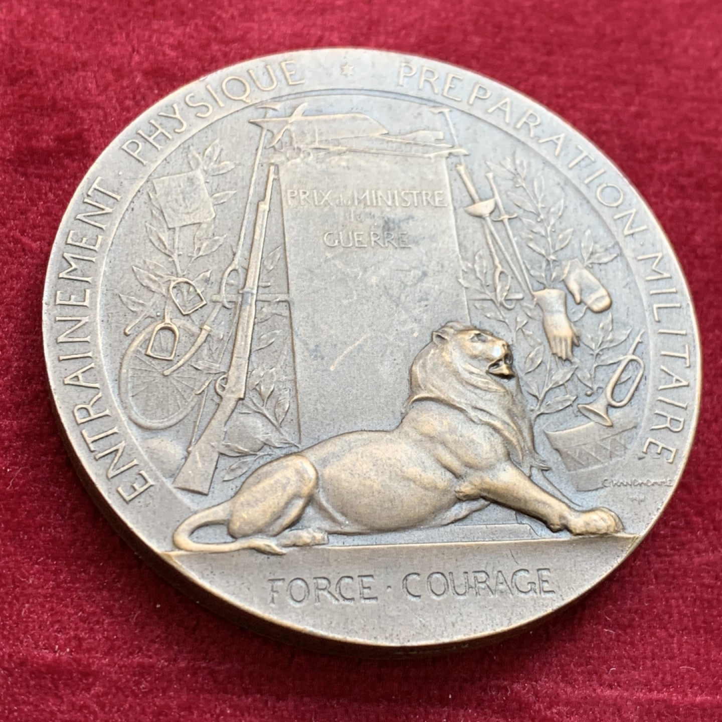 《竞宝斋》第128场-周日，周一 ，2场连拍（全场包邮） 法国 1911 战争部 后备役训练 纪念铜章 50mm 66.1克