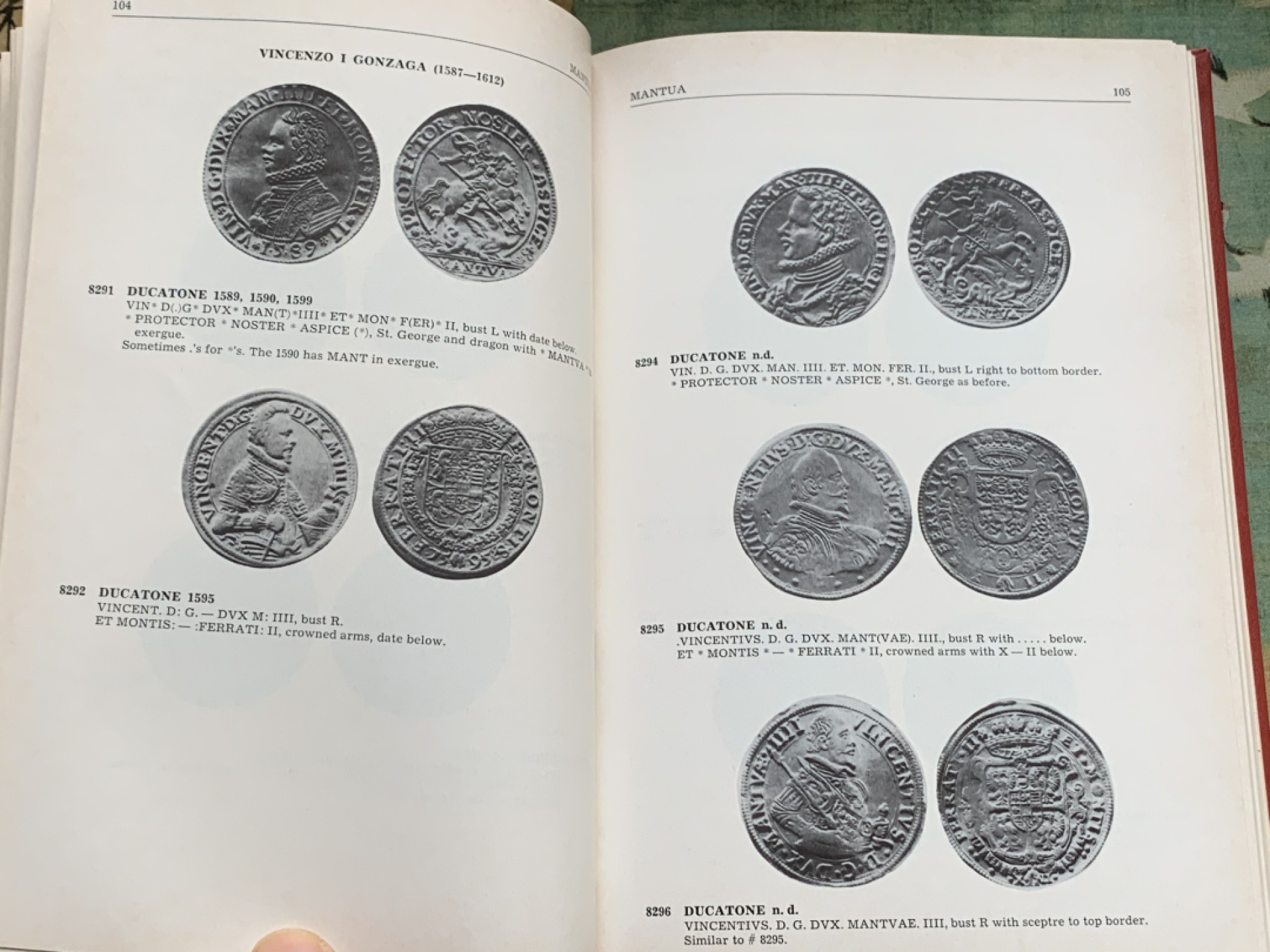 《竞宝斋》第128场-周日，周一 ，2场连拍（全场包邮） 达文波特 1484-1600  欧洲克朗目录 330页保存的非常好
