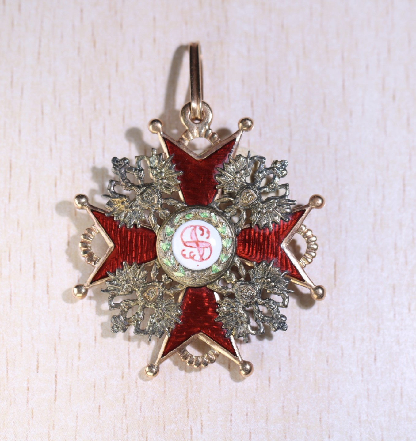 大猫徽章拍卖第212期  沙俄三级斯坦尼斯拉夫勋章 14K金质 珐琅完美