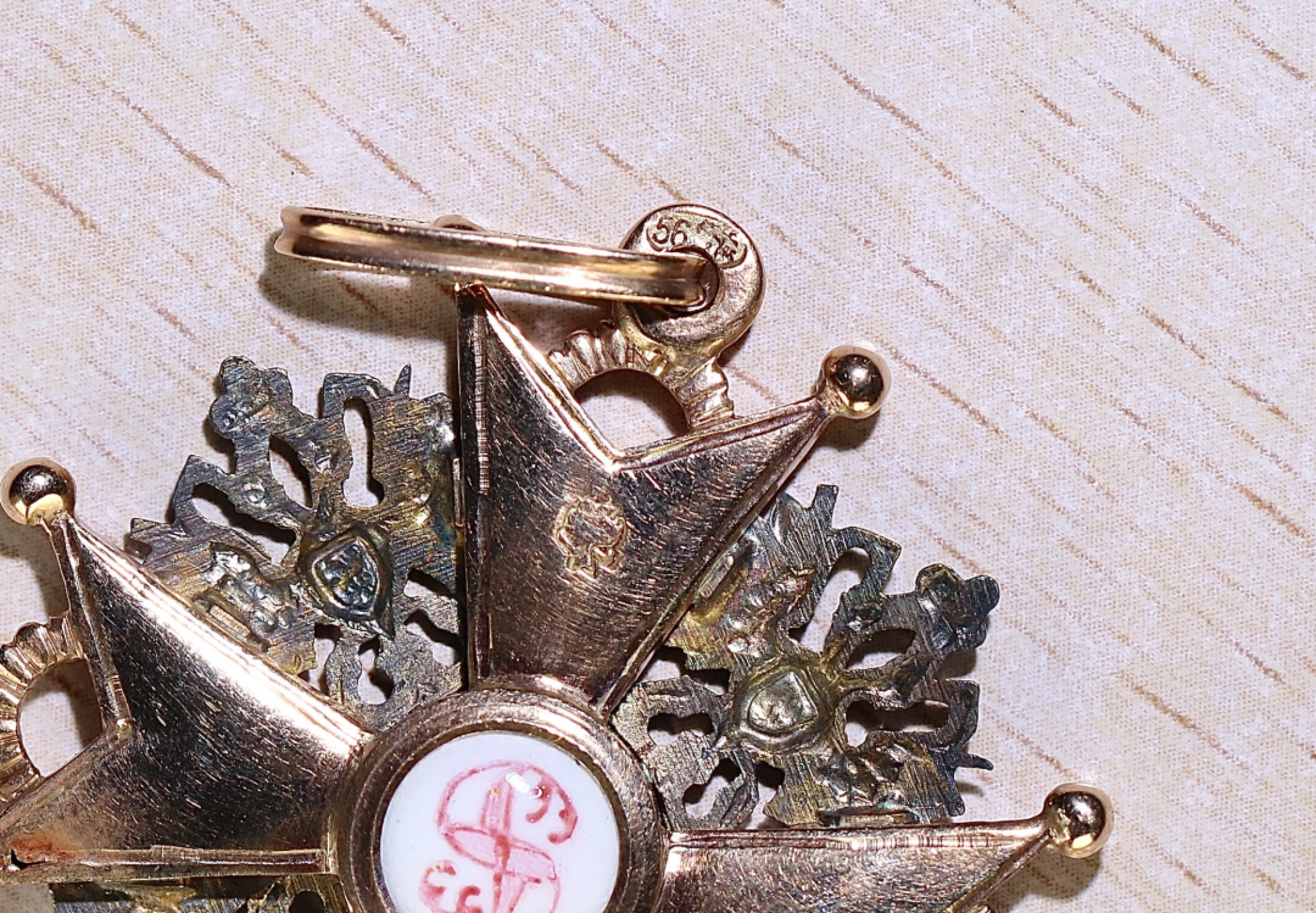 大猫徽章拍卖第212期  沙俄三级斯坦尼斯拉夫勋章 14K金质 珐琅完美