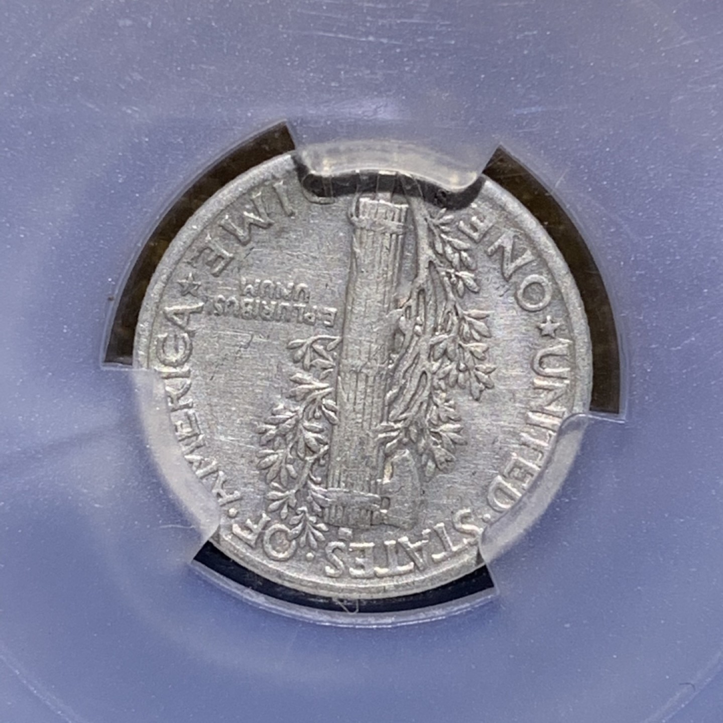 1943年，面值10c，美国小飞人银币 墨丘利版银币一枚，