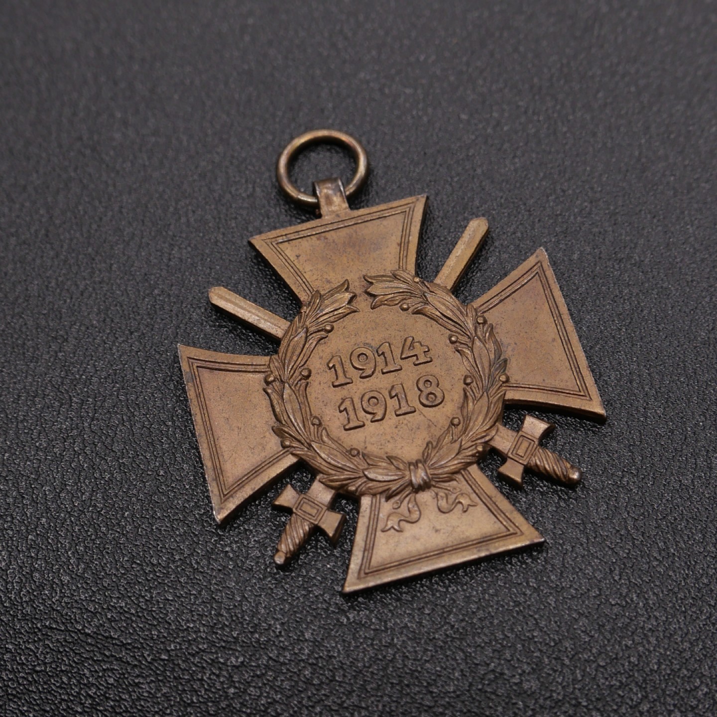 勋章奖章交易所2023年元旦拍卖 德国佩剑兴登堡十字奖章，裸章无绶带