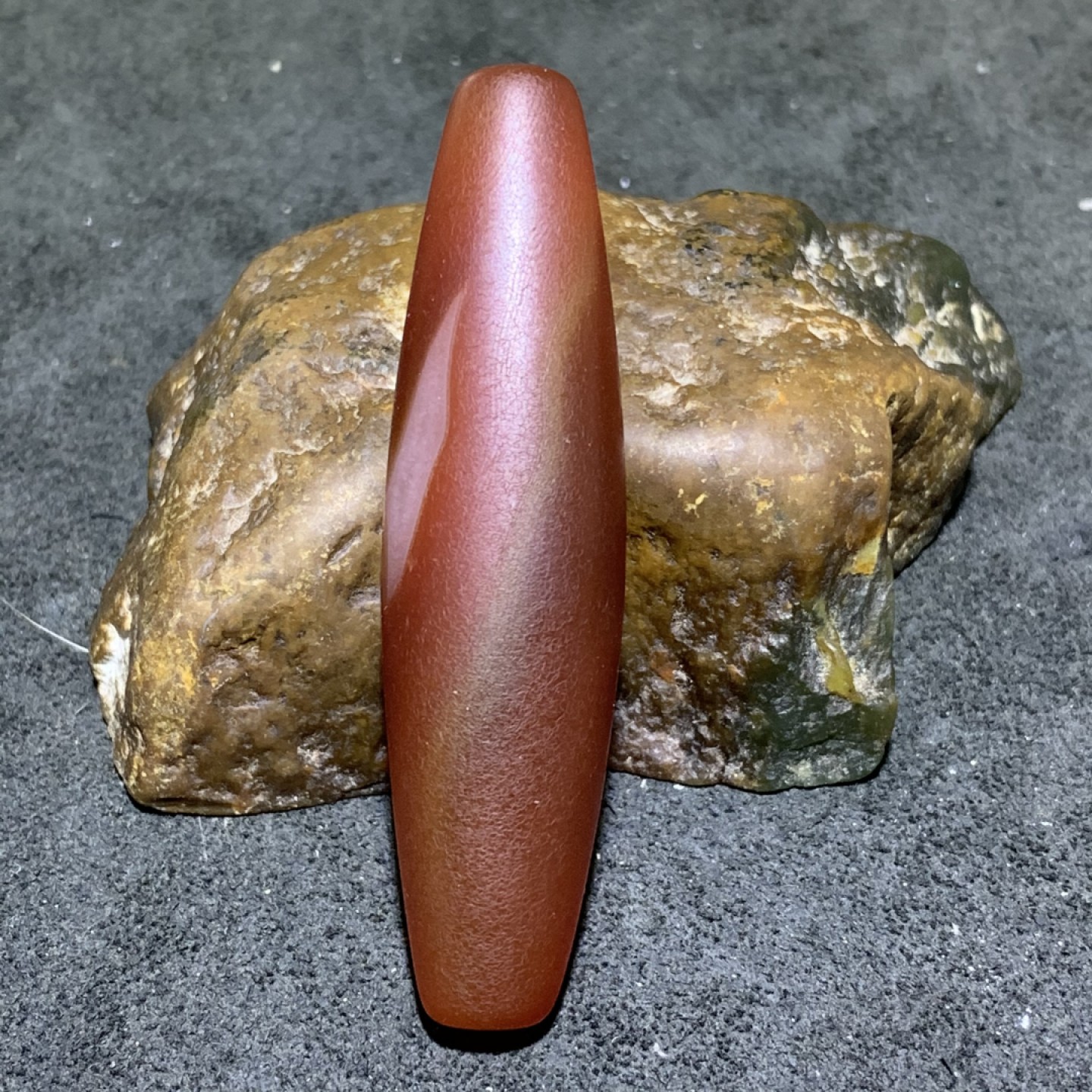 精美高玉化风化纹缠丝玛瑙随形大桶珠一个！