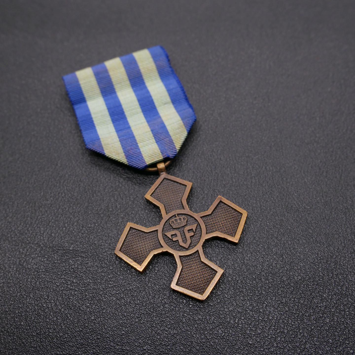 勋章奖章交易所2023年元旦拍卖 罗马尼亚一战纪念奖章