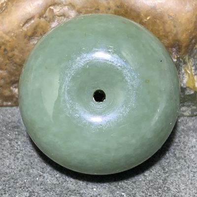 天然青海料和田玉面包圈大平安扣一个 - 天然青海料和田玉面包圈大平安扣一个