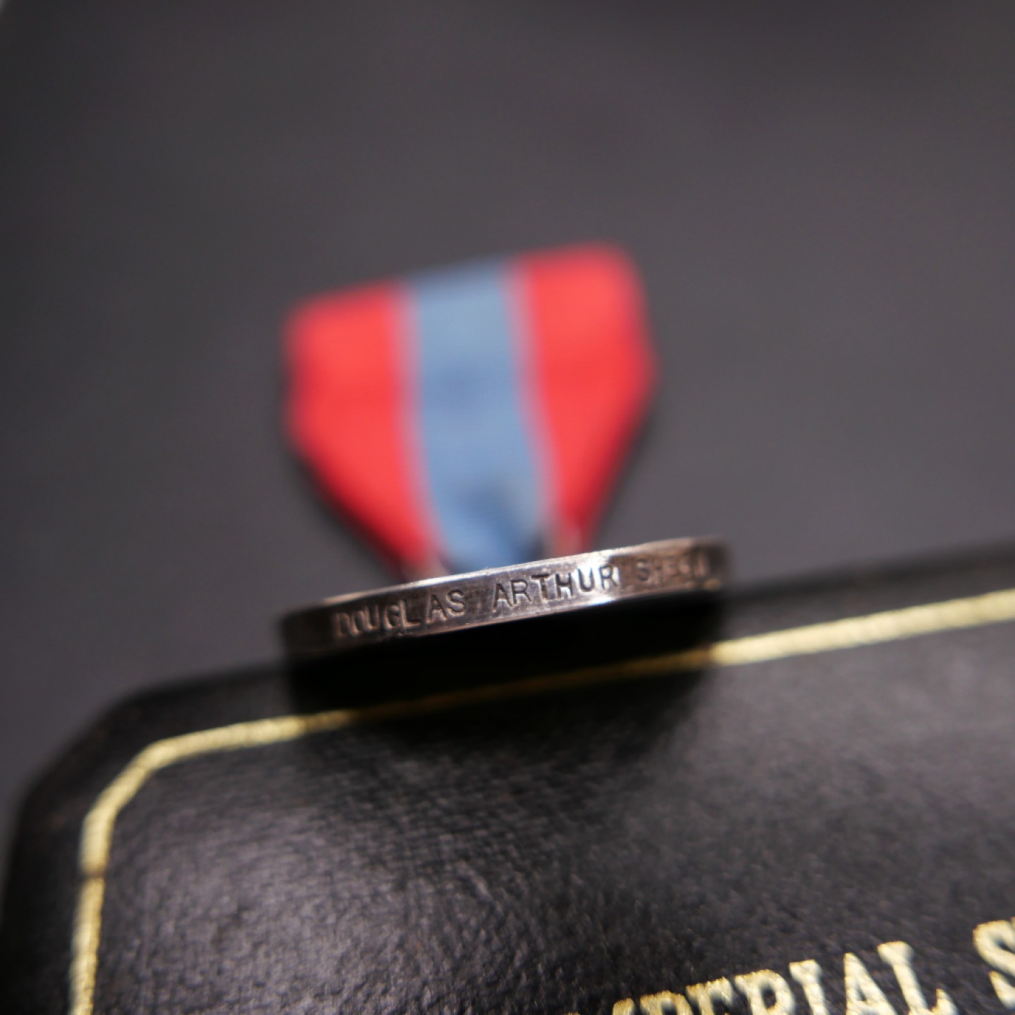 勋章奖章交易所2023年元旦拍卖 英国帝国服务奖章，925银质，原盒好品