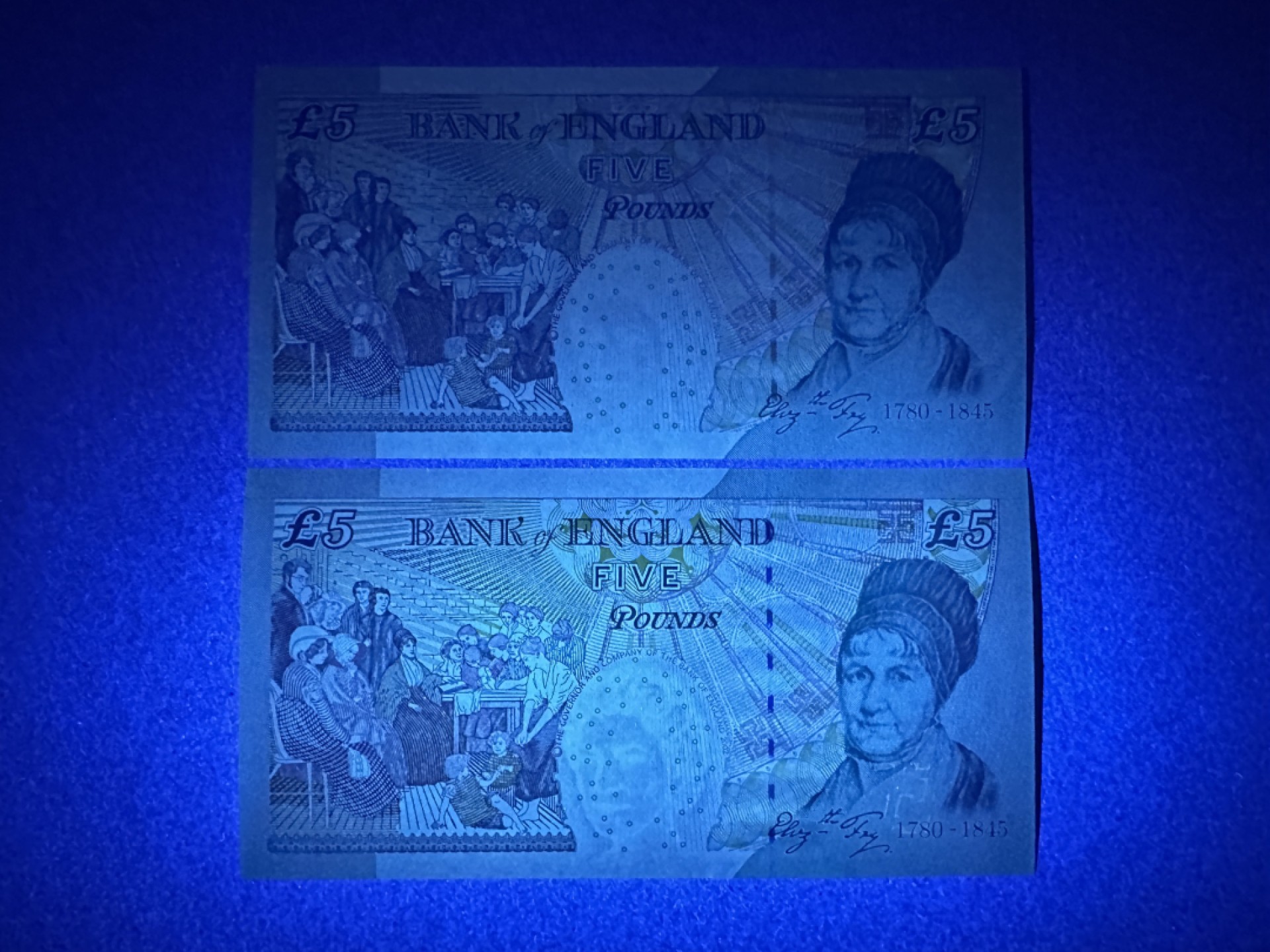 《张总收藏》85期——外币精品 英格兰5镑2张 UNC E序列再版 不同签名2张