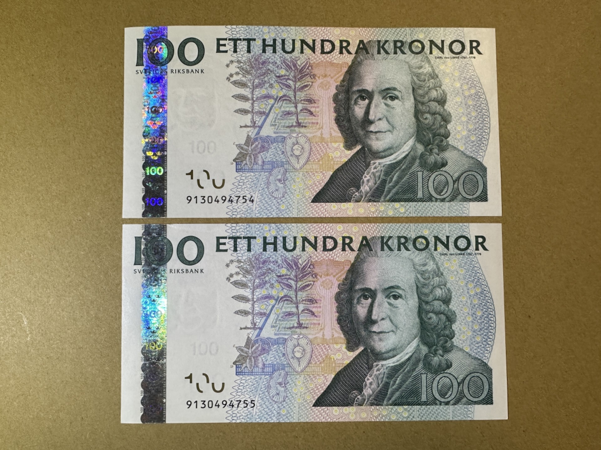 《张总收藏》85期——外币精品 瑞典100克朗 UNC 连号2张 2009年