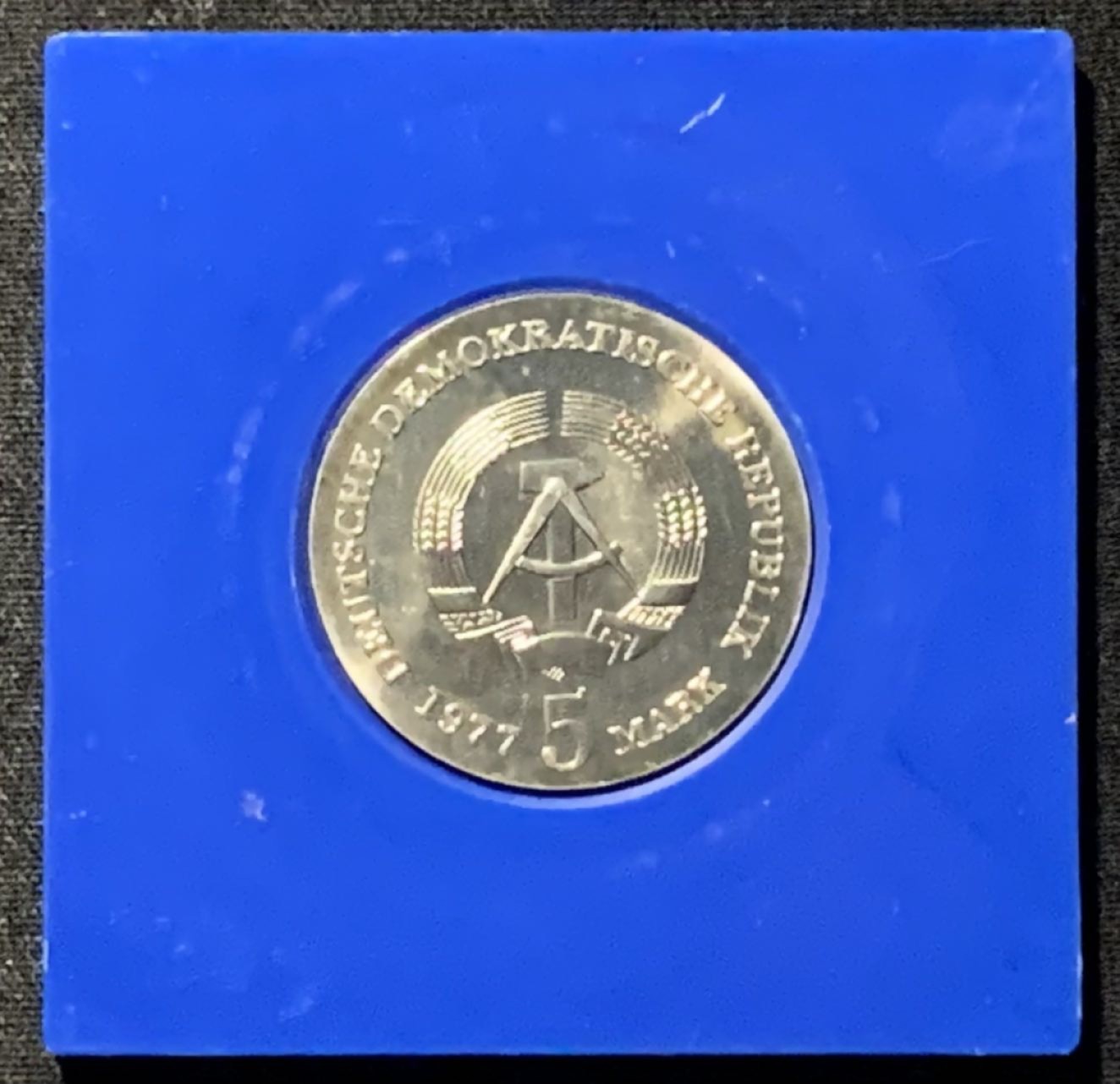 紫瑗钱币——第251期拍卖 民主德国 1977年 弗里德里希·路德维希·杨 逝世125周年 5马克 纪念币 原盒