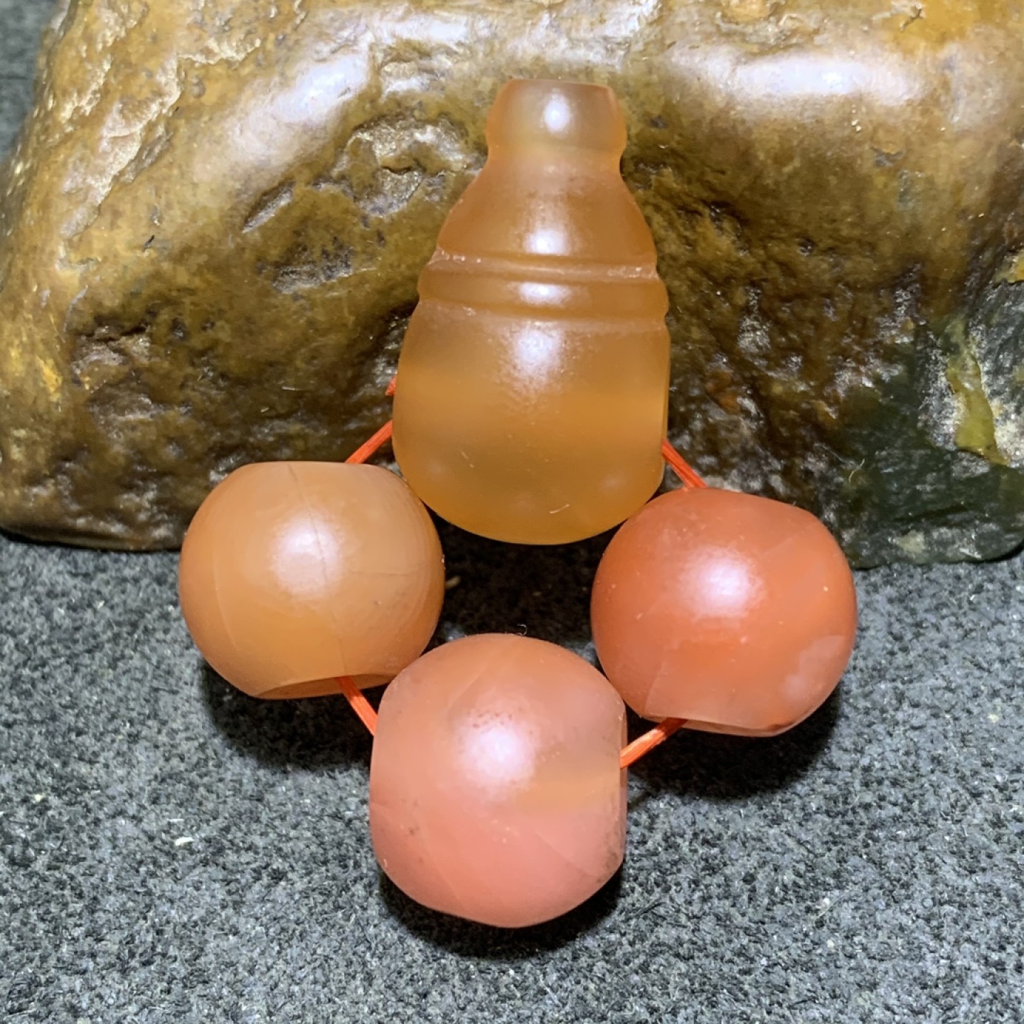 保山南红亚光配饰一套