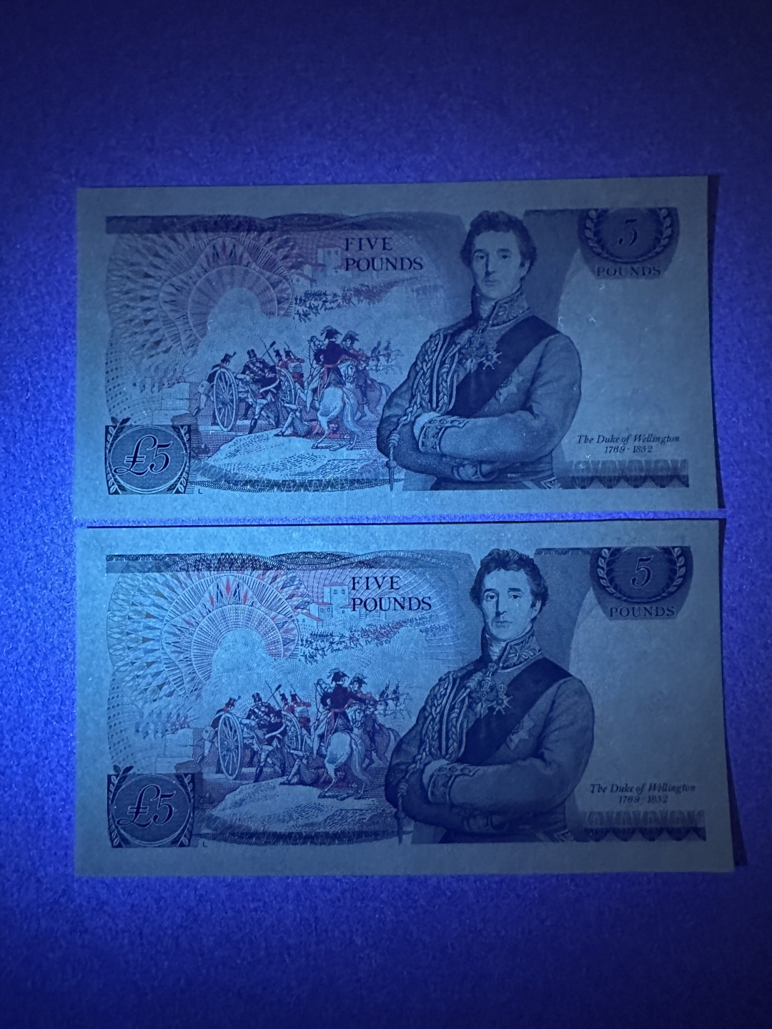 《张总收藏》85期——外币精品 英格兰5镑2张 UNC D序列