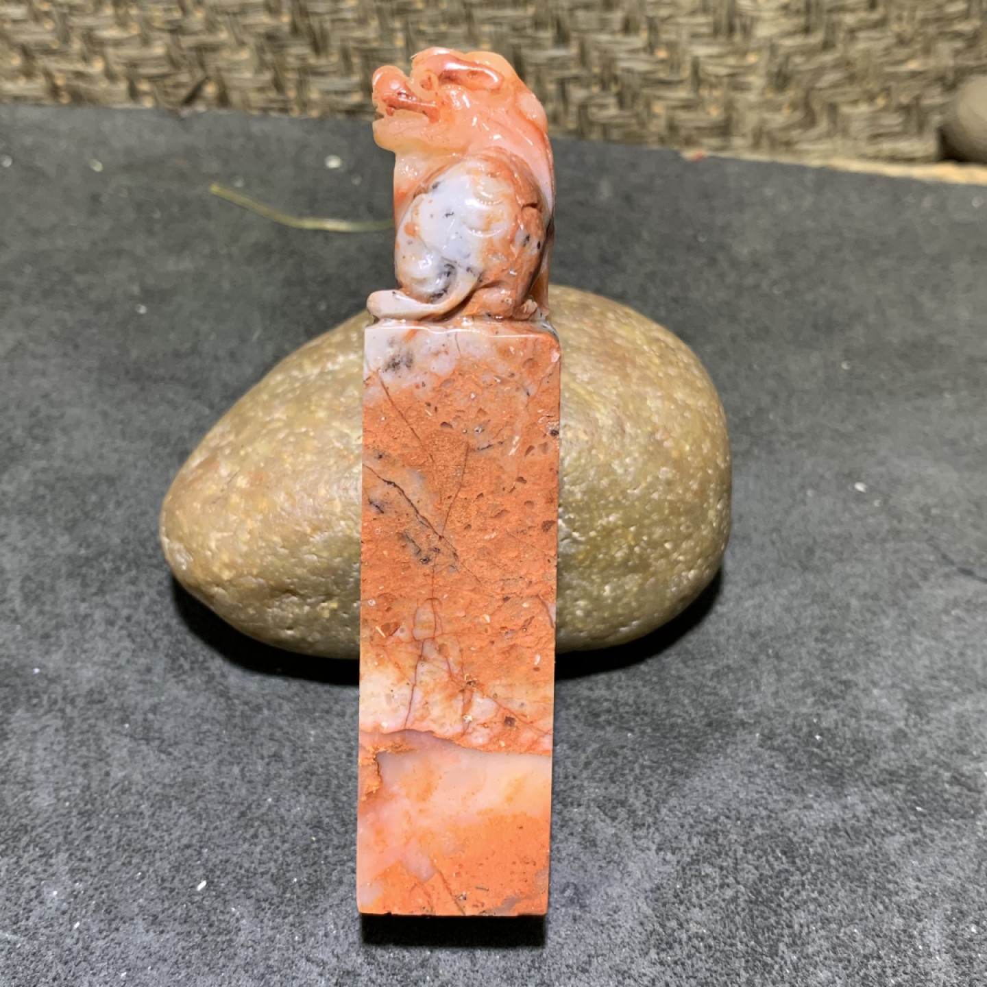 仅此一方！老挝红花冻兽钮一方！