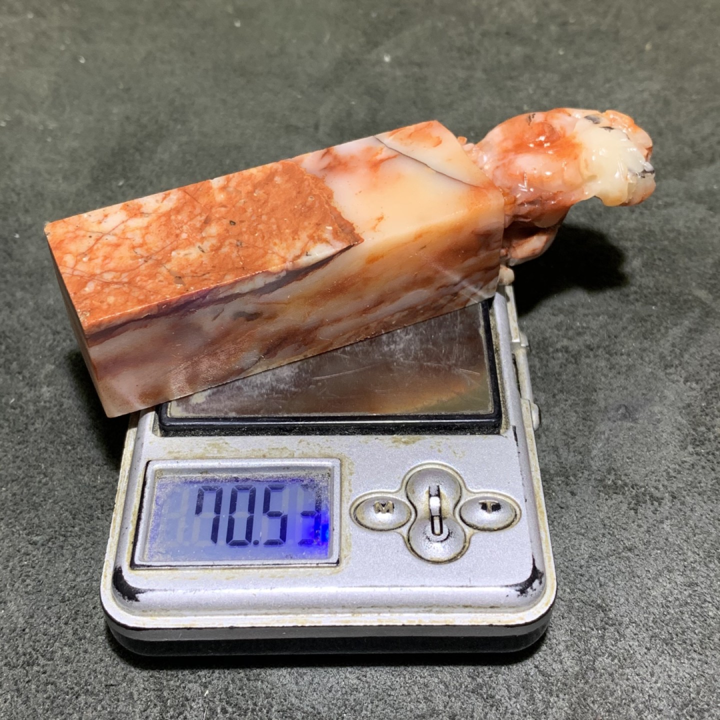 仅此一方！老挝红花冻兽钮一方！