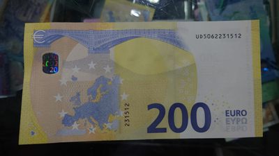 【世界钱币收藏】精选微拍第55期 暨2023年第二期 绝品裸钞全部低价起拍  【售出】2019年200欧元 三签 全新绝品无47