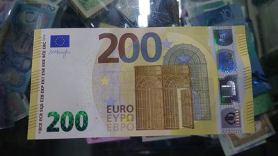 【世界钱币收藏】精选微拍第55期 暨2023年第二期 绝品裸钞全部低价起拍  【售出】2019年200欧元 三签 全新绝品无47