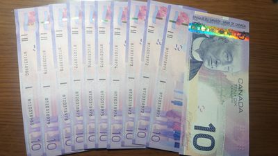【世界钱币收藏】精选微拍第55期 暨2023年第二期 绝品裸钞全部低价起拍  2008年加拿大旅版10元 全新刀拆绝品 全程无4标准十连号