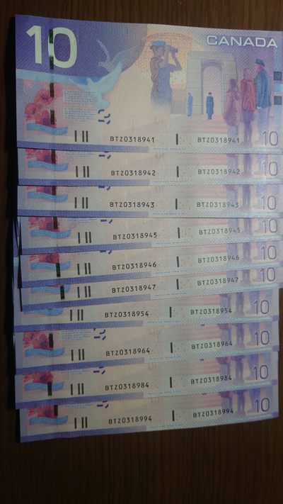 【世界钱币收藏】精选微拍第55期 暨2023年第二期 绝品裸钞全部低价起拍  2008年加拿大10元 旅版 如图差号十张 全新绝品