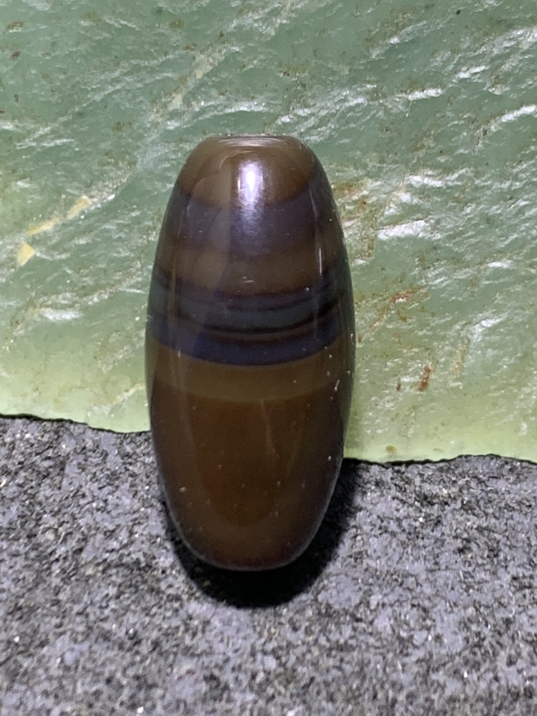 精美高玉化缠丝玛瑙小桶珠一颗，