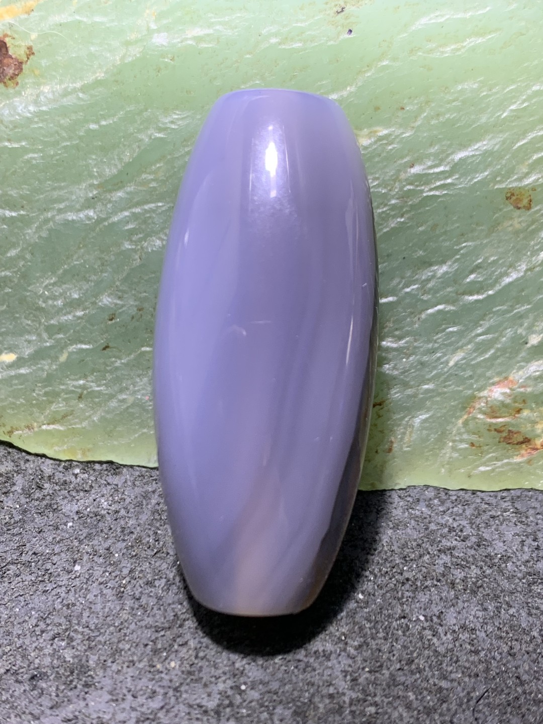 精美高玉化天眼巴西玛瑙随形桶珠一个，