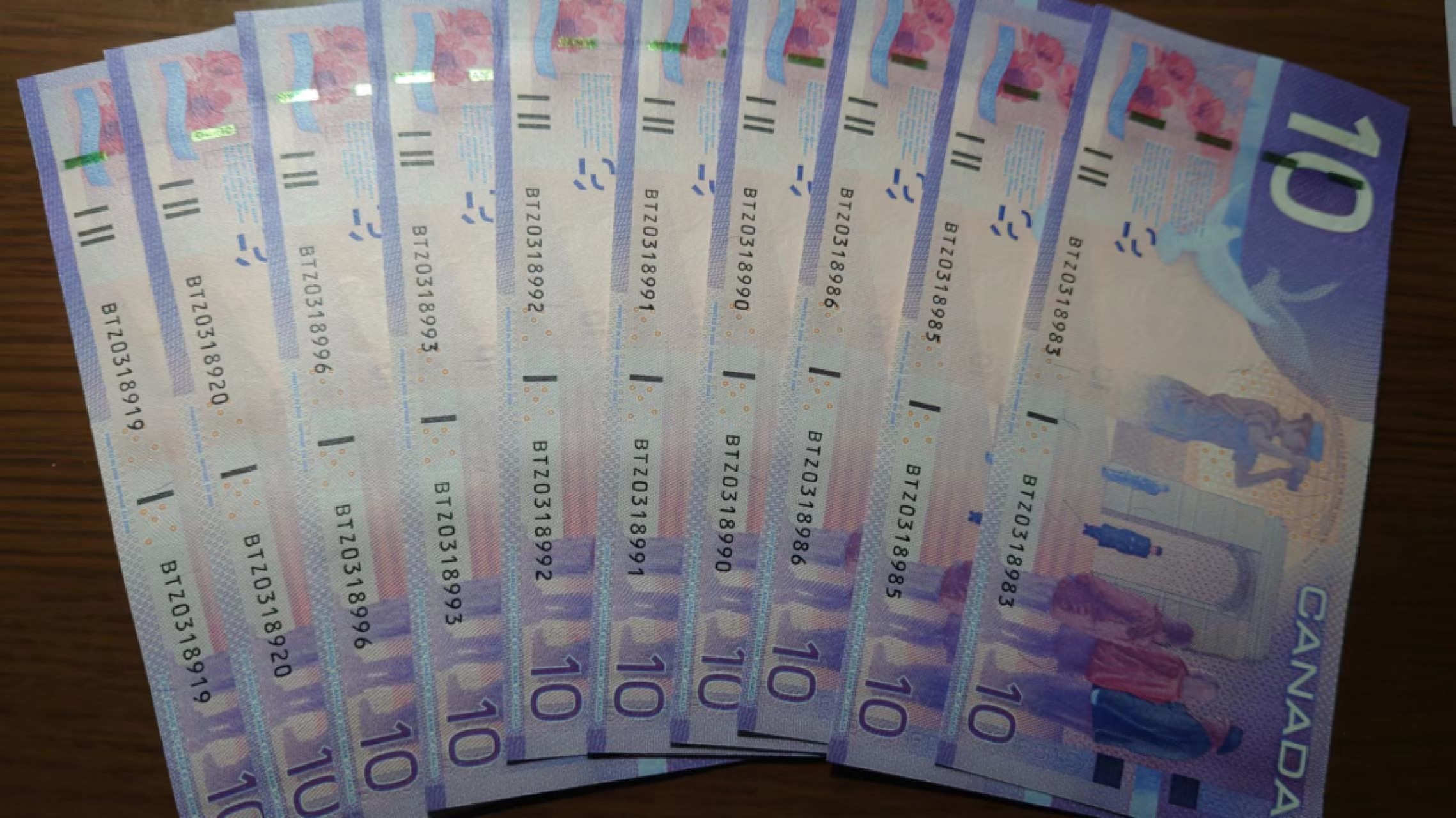 【世界钱币收藏】精选微拍第55期 暨2023年第二期 绝品裸钞全部低价起拍  2008年加拿大10元 旅版 全新绝品刀拆 如图无47十张为一件