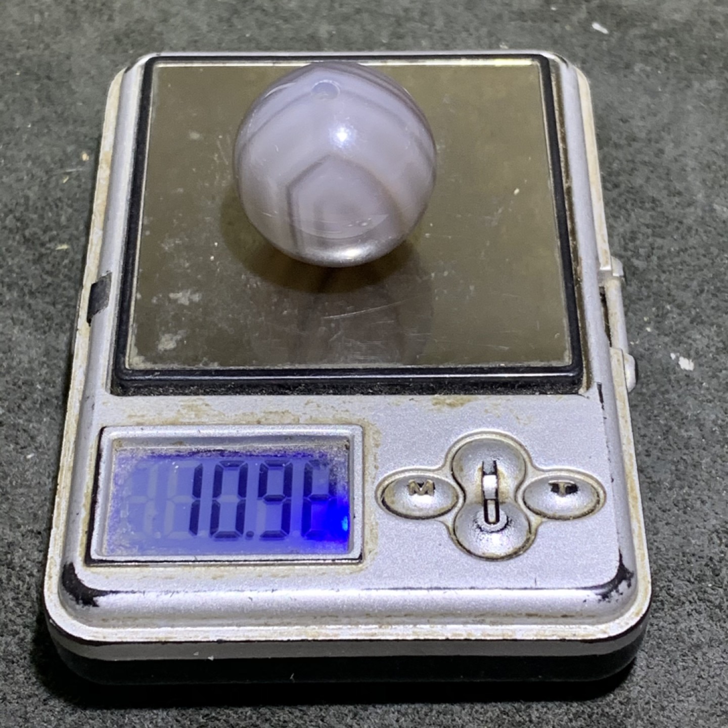 精美天然高玉化巴西玛瑙2.0圆珠一颗