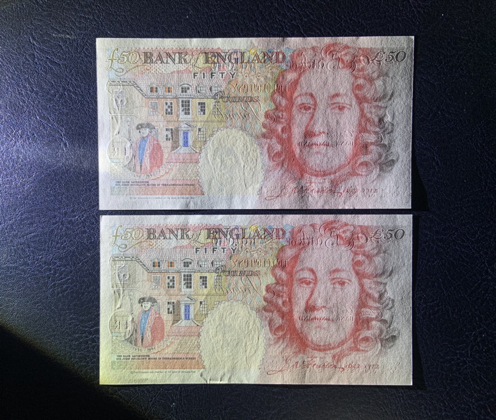 收藏联盟Quantum Auction 第223期拍卖 英国1994年50镑两连号 品相UNC-UNC- 细节如图 