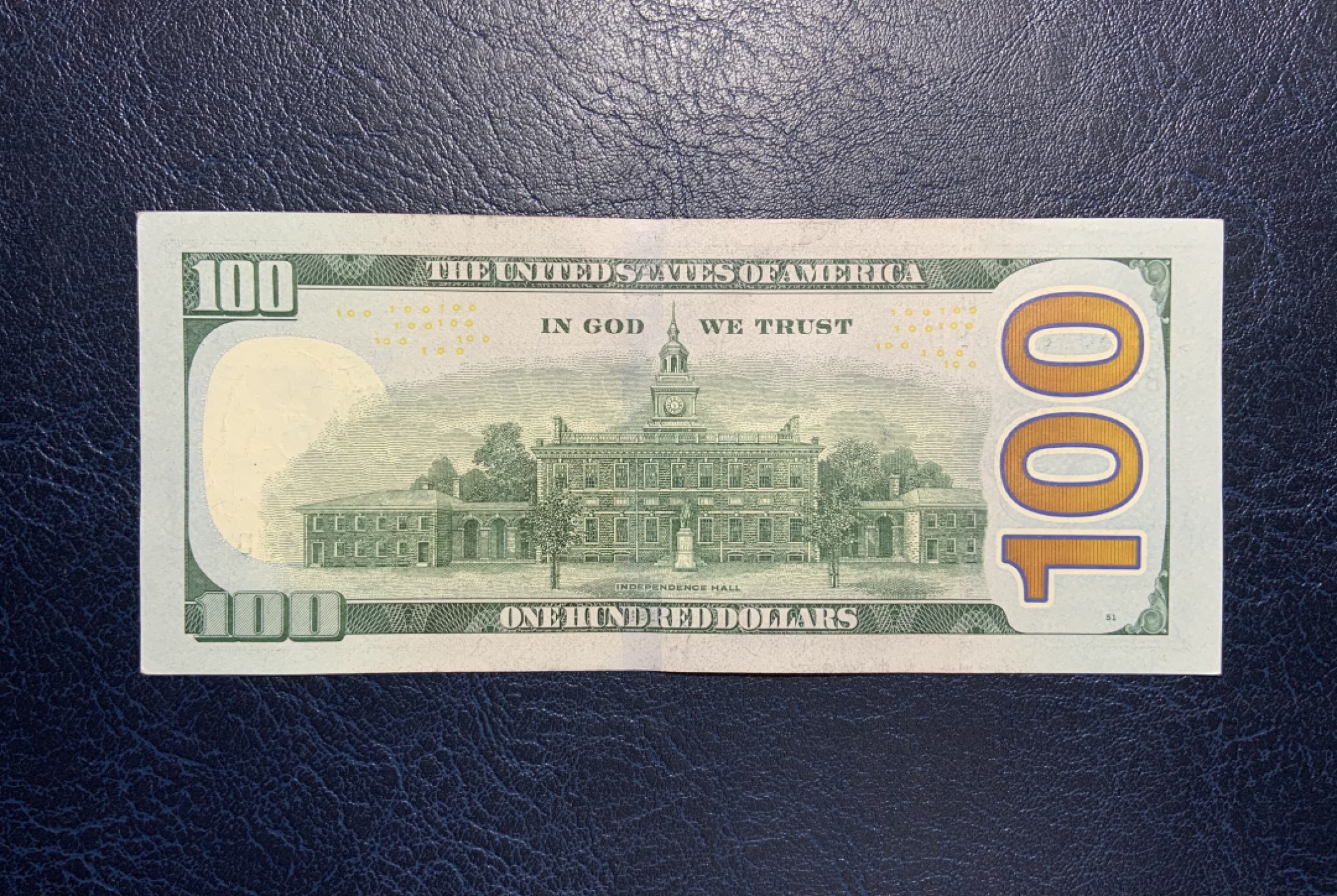 收藏联盟Quantum Auction 第223期拍卖 美国联邦储备券2017年100元 品相UNC 豹子号888 号码无47 边角微瑕 细节如图