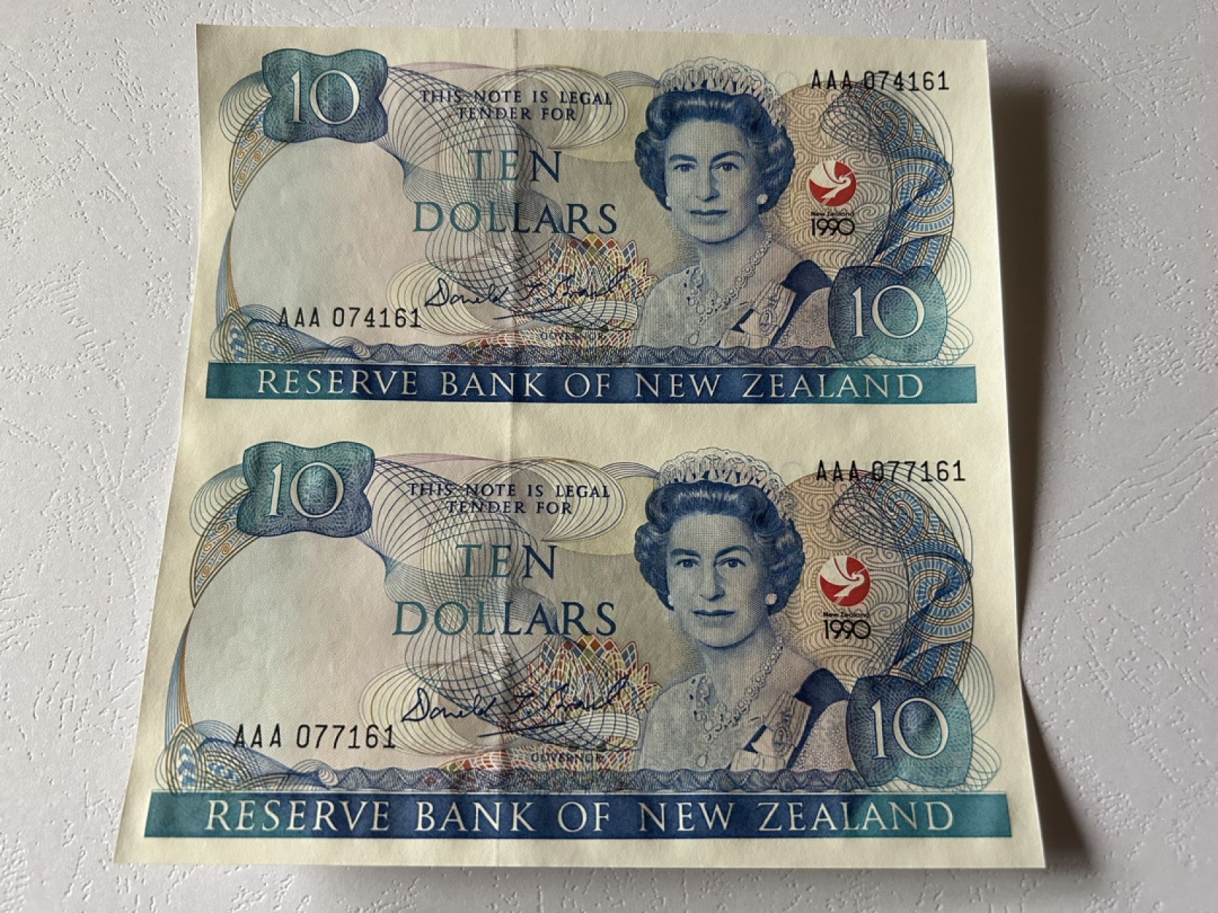 收藏联盟Quantum Auction 第223期拍卖 新西兰1990年10元纪念钞两连体 品相全新UNC AAA冠 