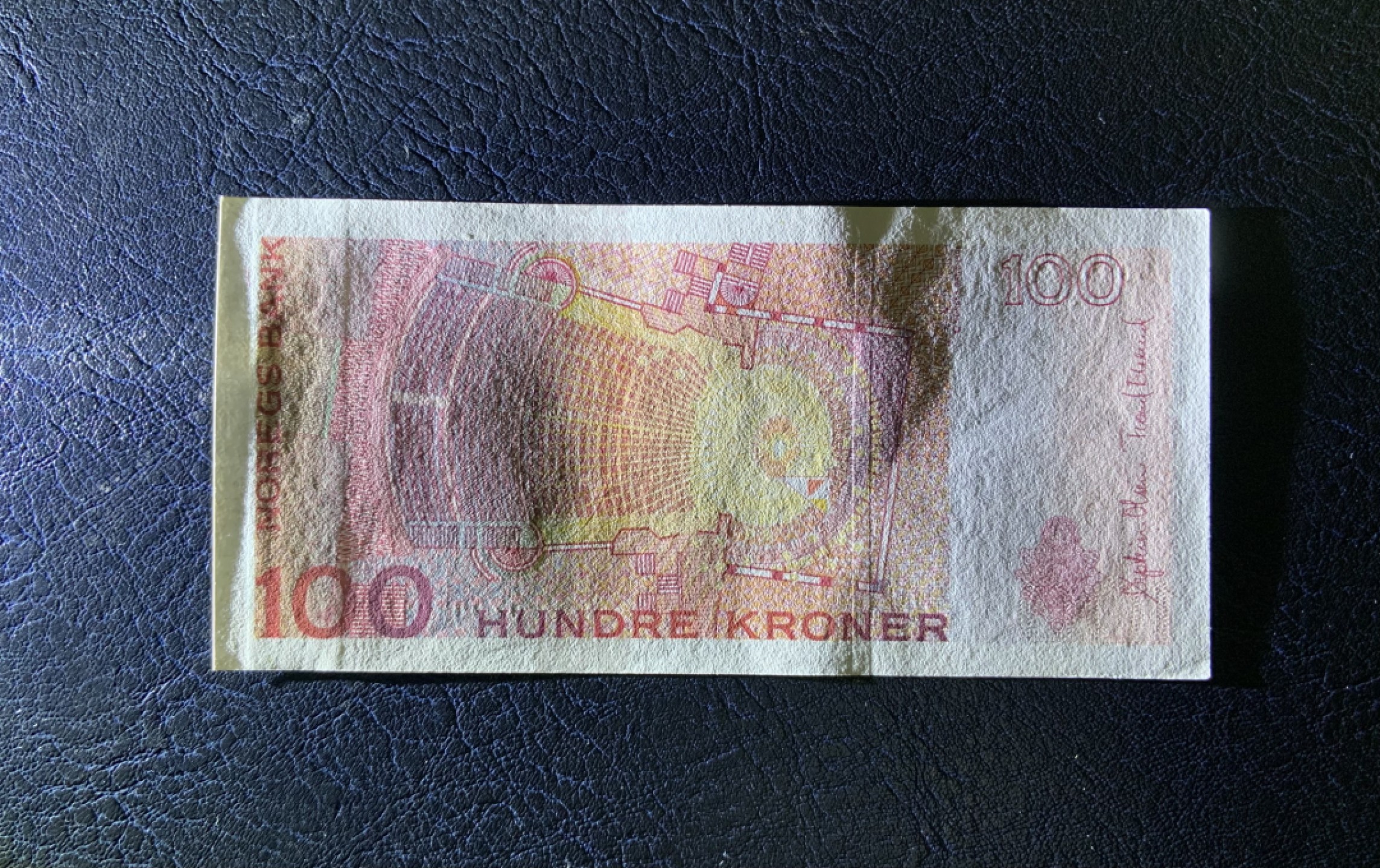 收藏联盟Quantum Auction 第223期拍卖 挪威2014年100克朗 品相UNC 角微瑕疵 细节如图