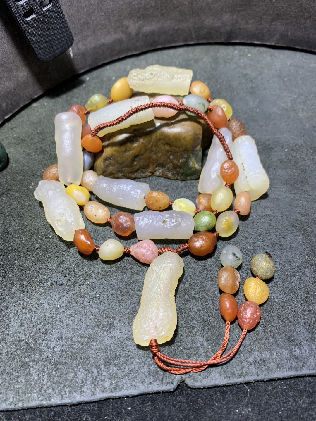 精美天然阿拉善管状玛瑙项链一条