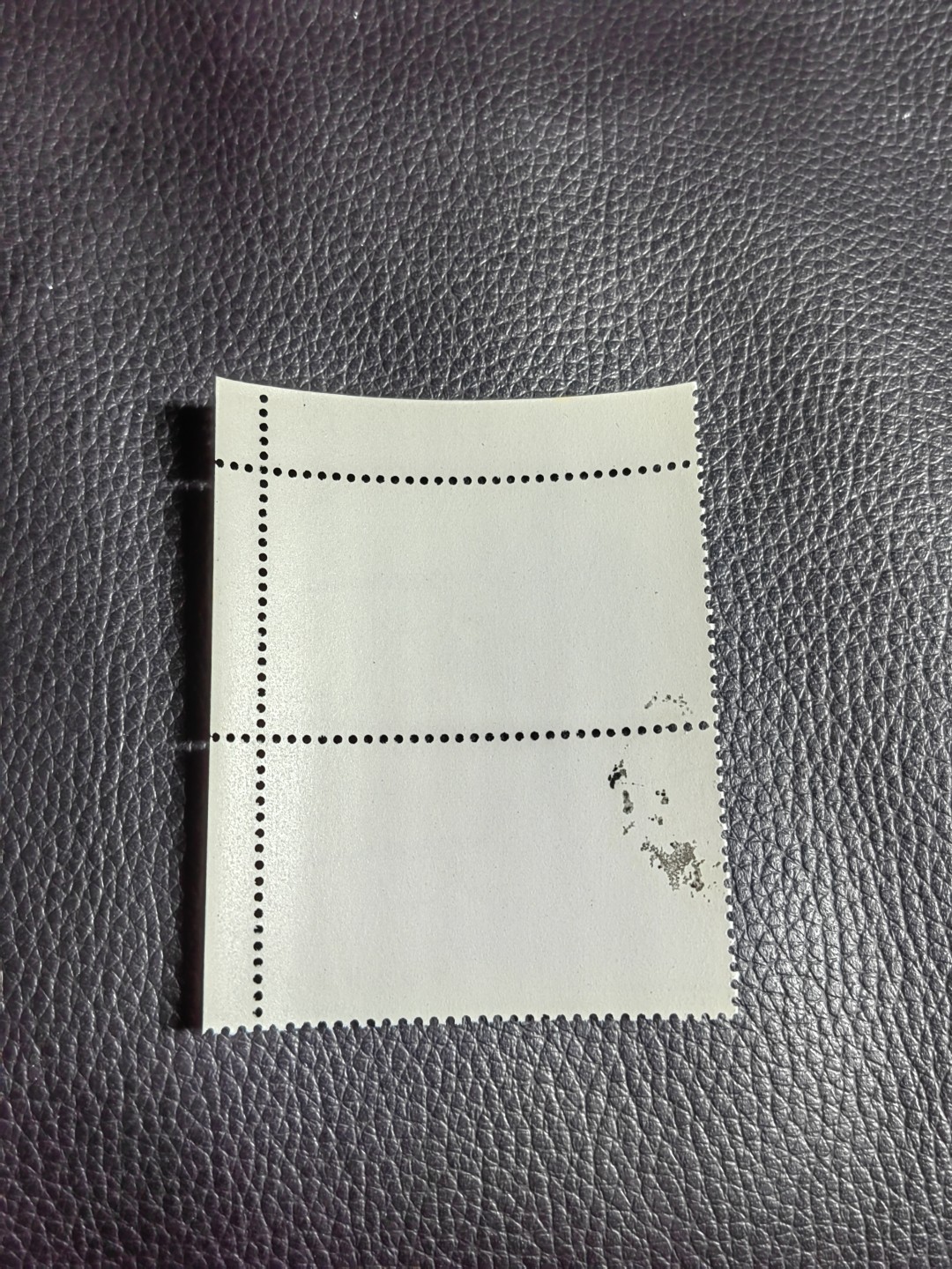 洪涛臻品批发群  精选邮票限时拍卖第一百三十四期 热门品种，特74解放军  色标➕数字2连一组，  盖销 ★完美品相，收藏首选★  老纪特三俗稀缺，经典热门票，版撕全品嘎嘎绝，面艳胶白，撕口新，适合收藏，喜欢不要错过，全品可评级《ASG评级处于初级阶段，趁便宜囤精品版撕票，后市不可估量》(图3盖销全品价格做参考)