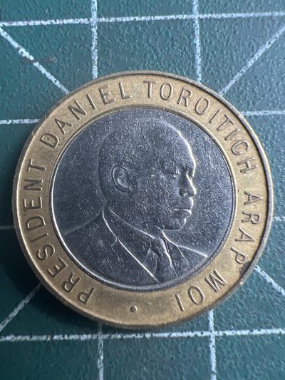 泡泡堂第204期  世界硬币（无押金，无佣金，捡漏，全场20包邮，偏远地区除外） - 肯尼亚先令