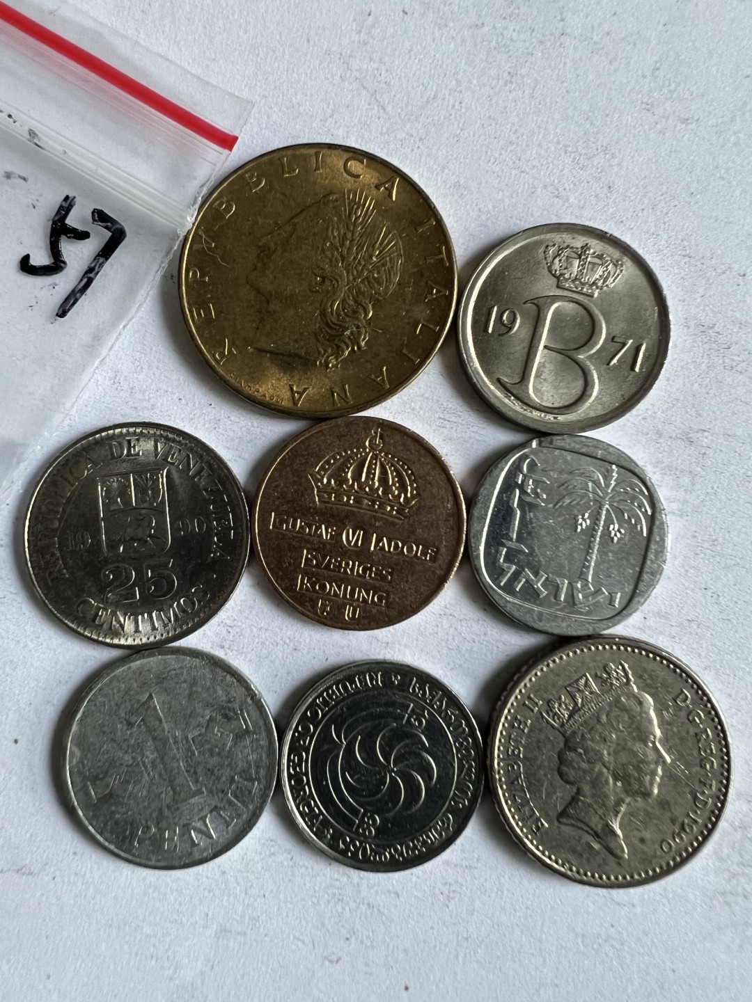 泡泡堂第187期  世界硬币（无押金，无佣金，捡漏，全场20包邮，偏远地区除外） 硬币一袋57